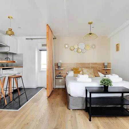 Appartamento Modern In The Heart Of - *