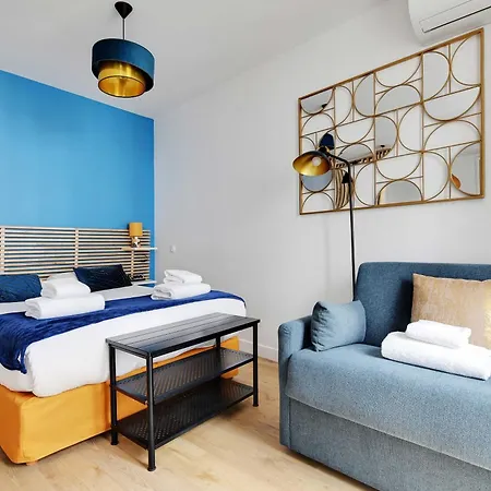Modern In The Heart Of - Appartamento