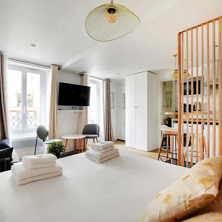 Modern In The Heart Of - *