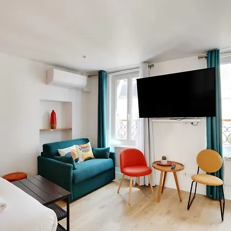 Appartamento Modern In The Heart Of - *